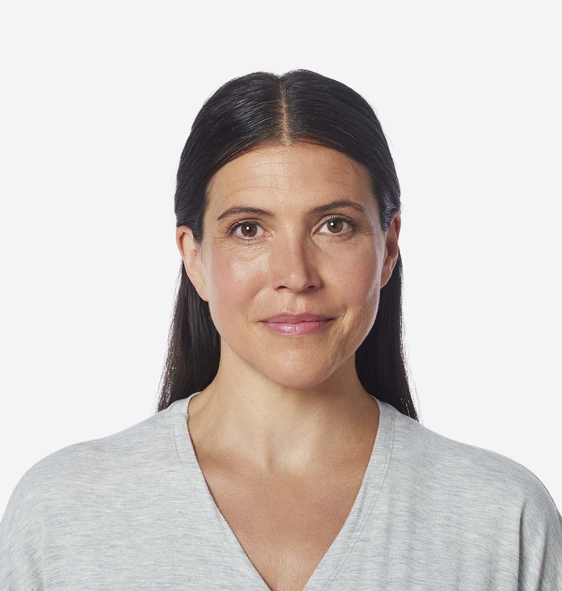 Claire portant des contours à écouteur déporté RIC RT